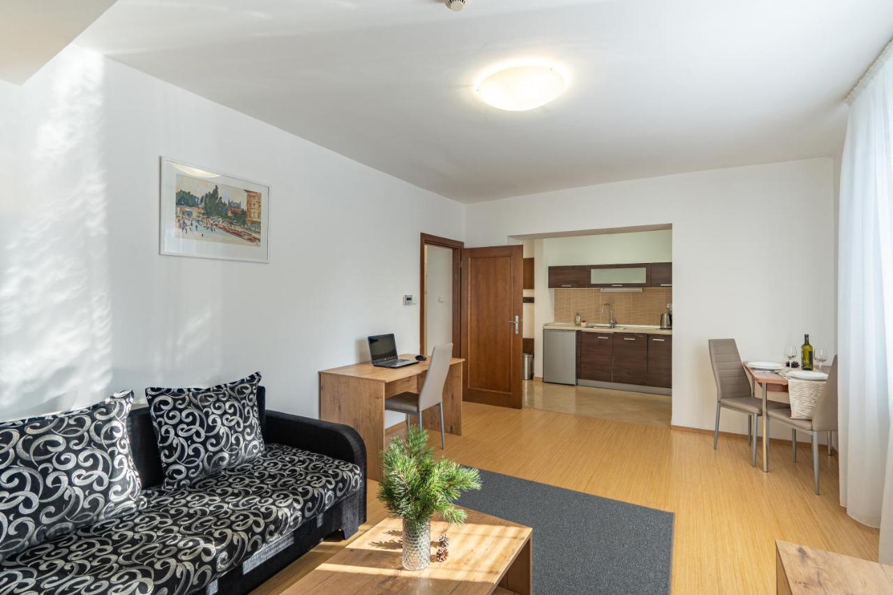 Wili Tatry Apartments Tatranska Lomnica Exterior photo